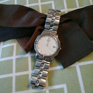 Just play it cool in a Citizen watch in silver!